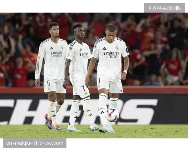 中后卫组合的稳定性与默契程度，将直接影响球队防守体系的抗压能力。